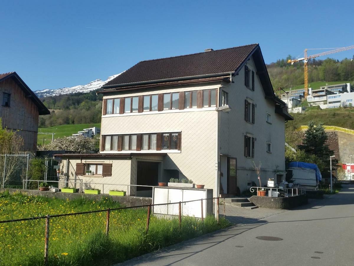 Family Mountain View - Upper Alley Buchs  Exterior photo